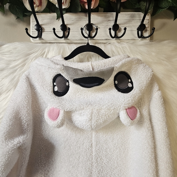 SWS Ultra Cute Hooded Unisex Polar Bear Onesie - Picture 9 of 10